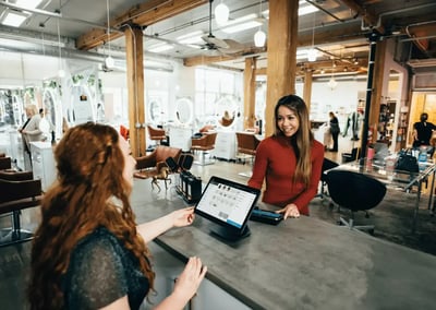 What is Customer Experience Lifecycle in Retail?