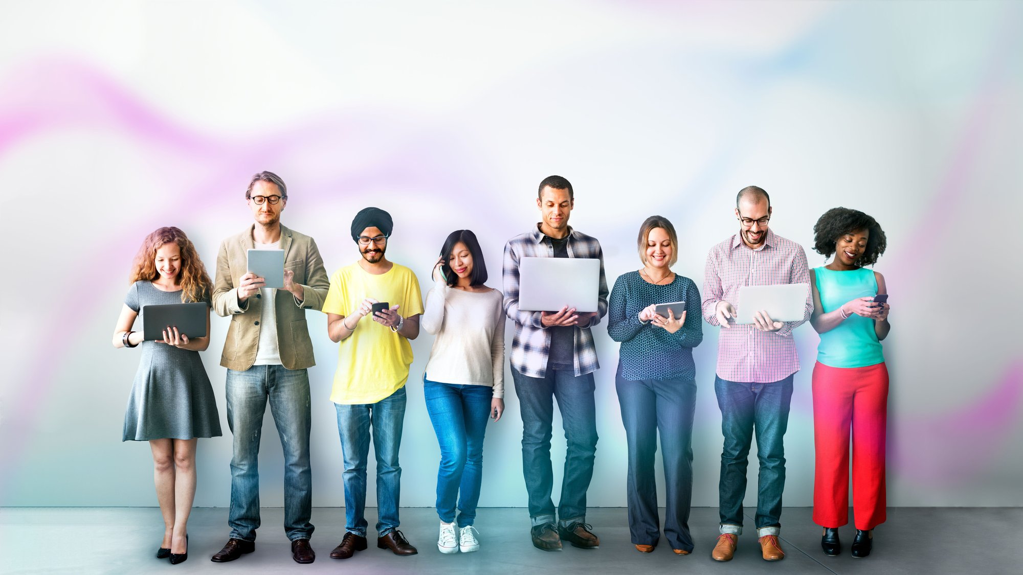 diverse_people_using_digital_devices_1_1_ed94e8cbe4