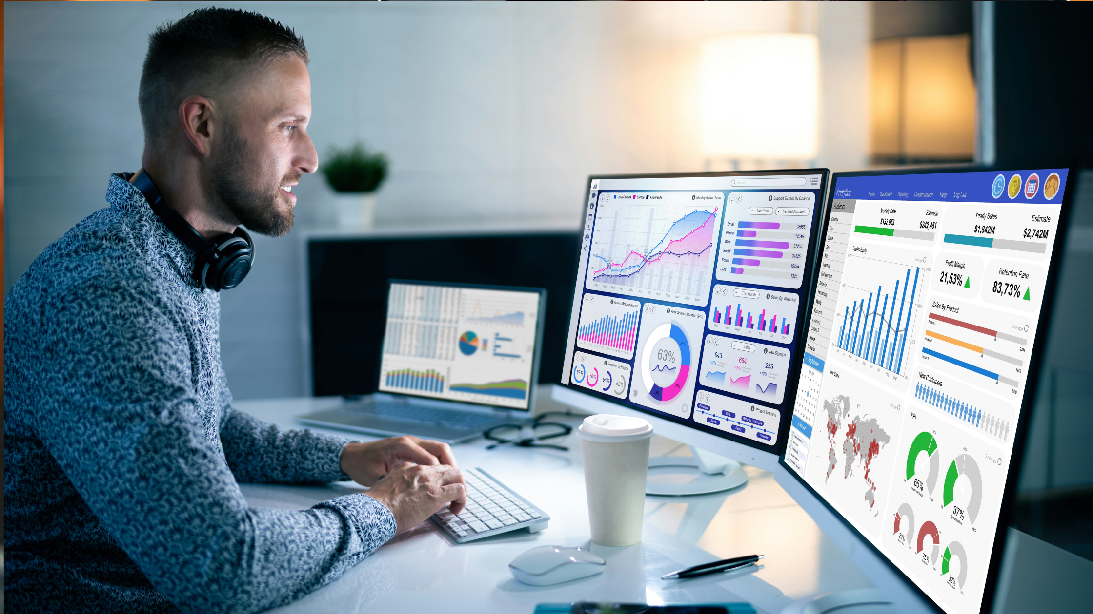 Working professional using data to create omnichannel experience
